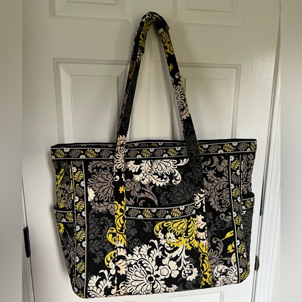 Vera Bradley Large tote